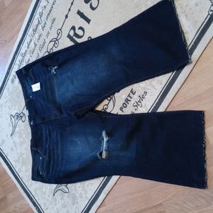 NWT Time and Tru Distressed Cropped Plus Size Jeans